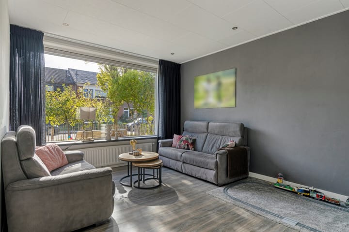 Hoekwoning te koop: Kamillelaan 85, Scherpenzeel (Ge)