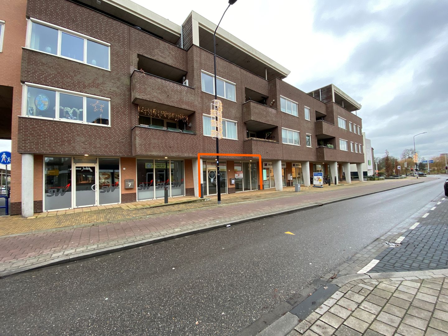 Bekijk foto 2 van IJsselkade 7-A