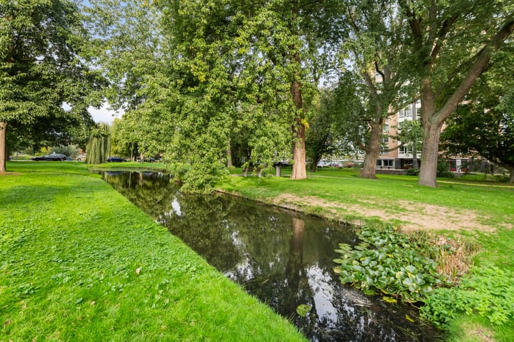 Tussenwoning te koop: Orestespad 4, Rotterdam