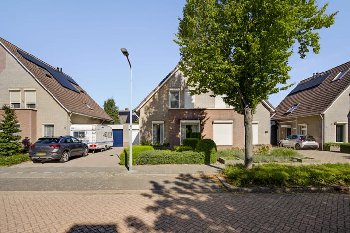 Tussenwoning te koop: Paltrokmolen 88, Weert