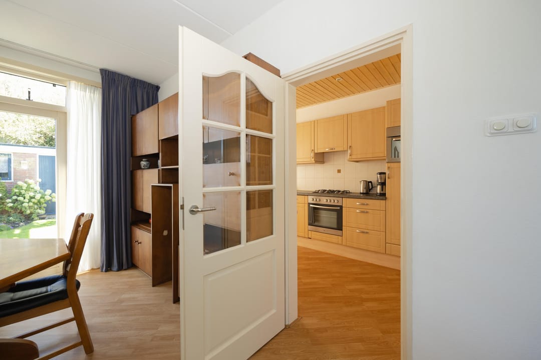 Photo 8 of Raadhuisstraat 32