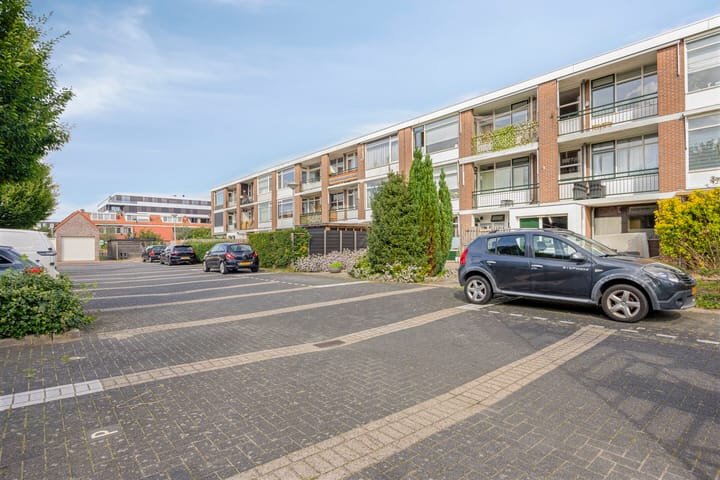 Appartement te koop: Koninginneweg 145, Bodegraven