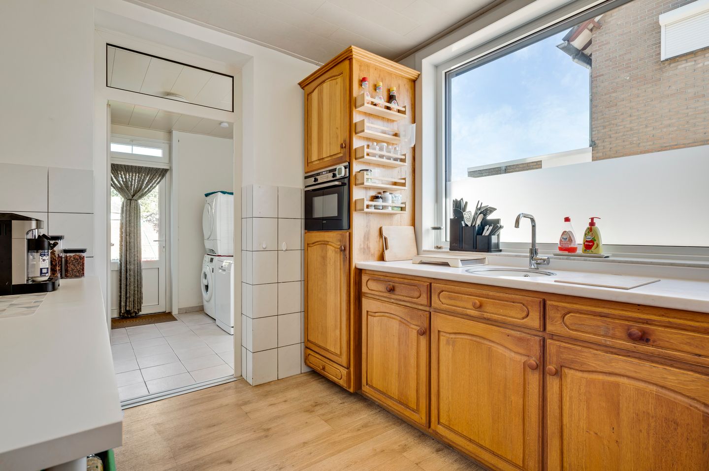 Photo 20 of Jonker van Baexenstraat 48