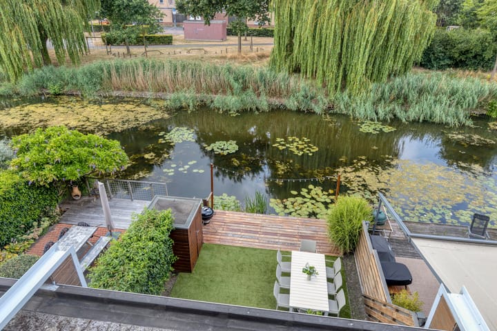 Tussenwoning te koop: De Eilanden 6, Bergschenhoek