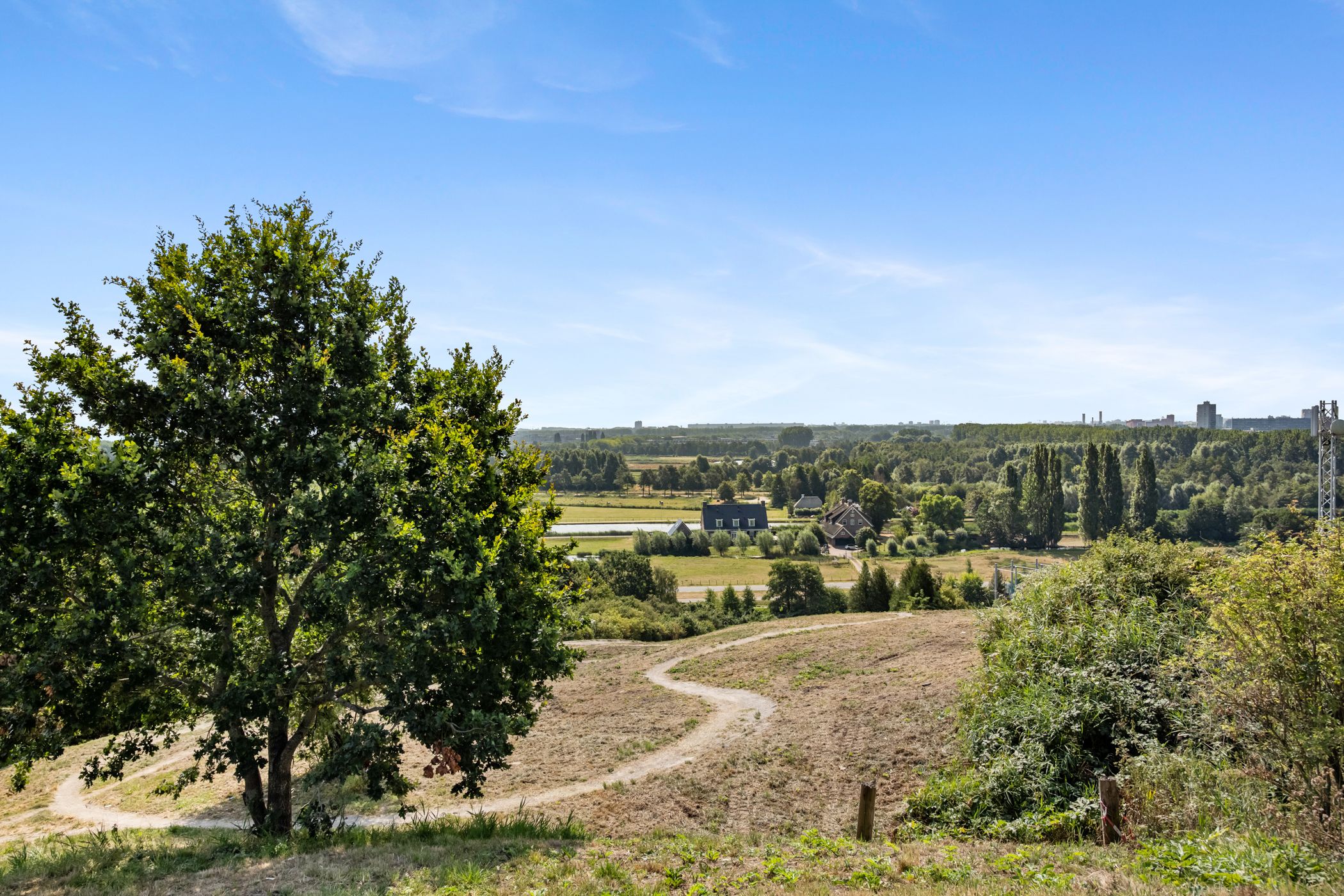 Photo 33 of De Eilanden 6