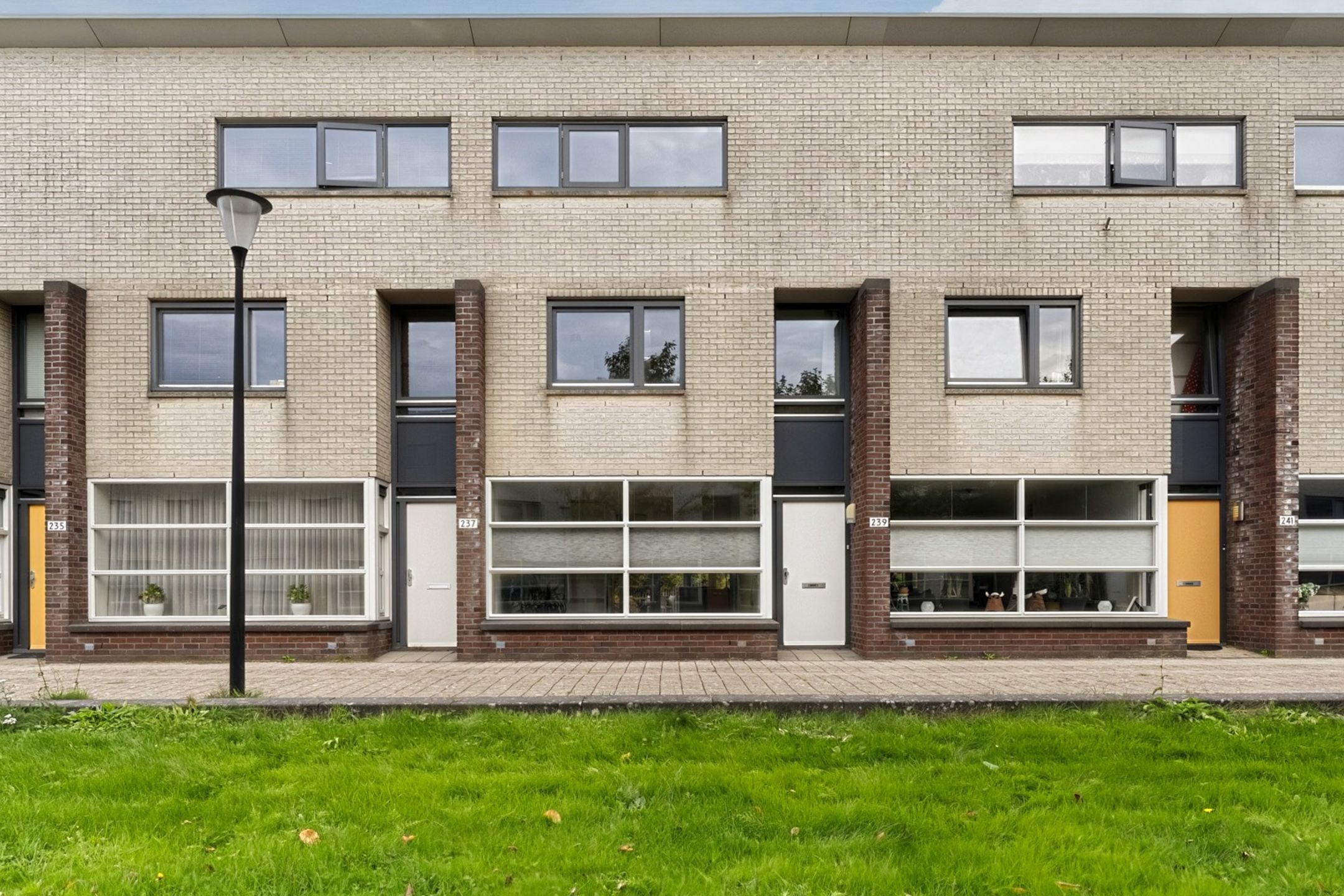Huis Louis Couperusstraat 239 — foto 2