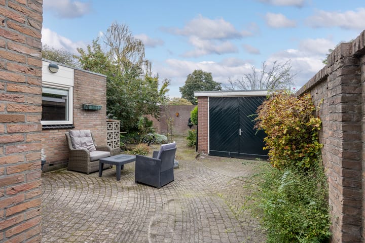 Hoekwoning te koop: Prof. dr. F. Zernikeweg 31, De Bilt
