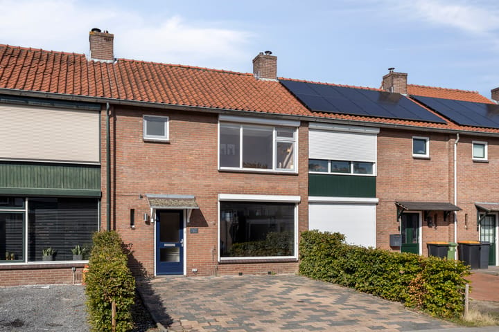Tussenwoning te koop: Leeuwerikstraat 35, Goor