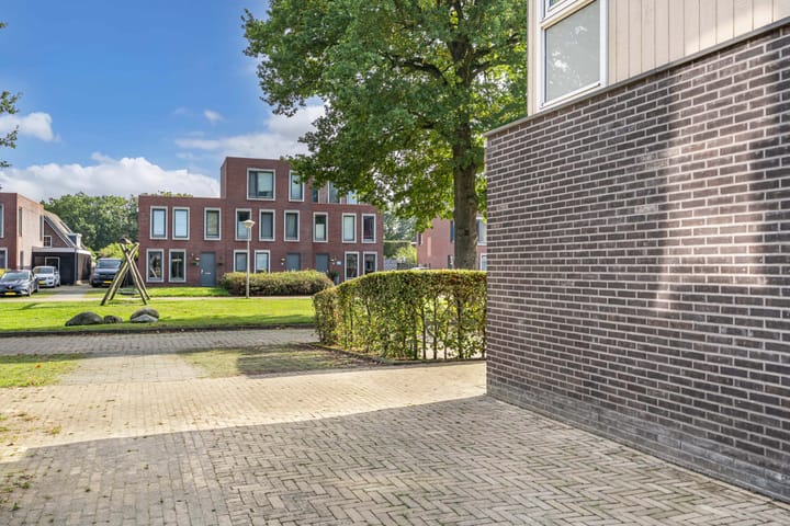 Foto 4 van Smaragd 39