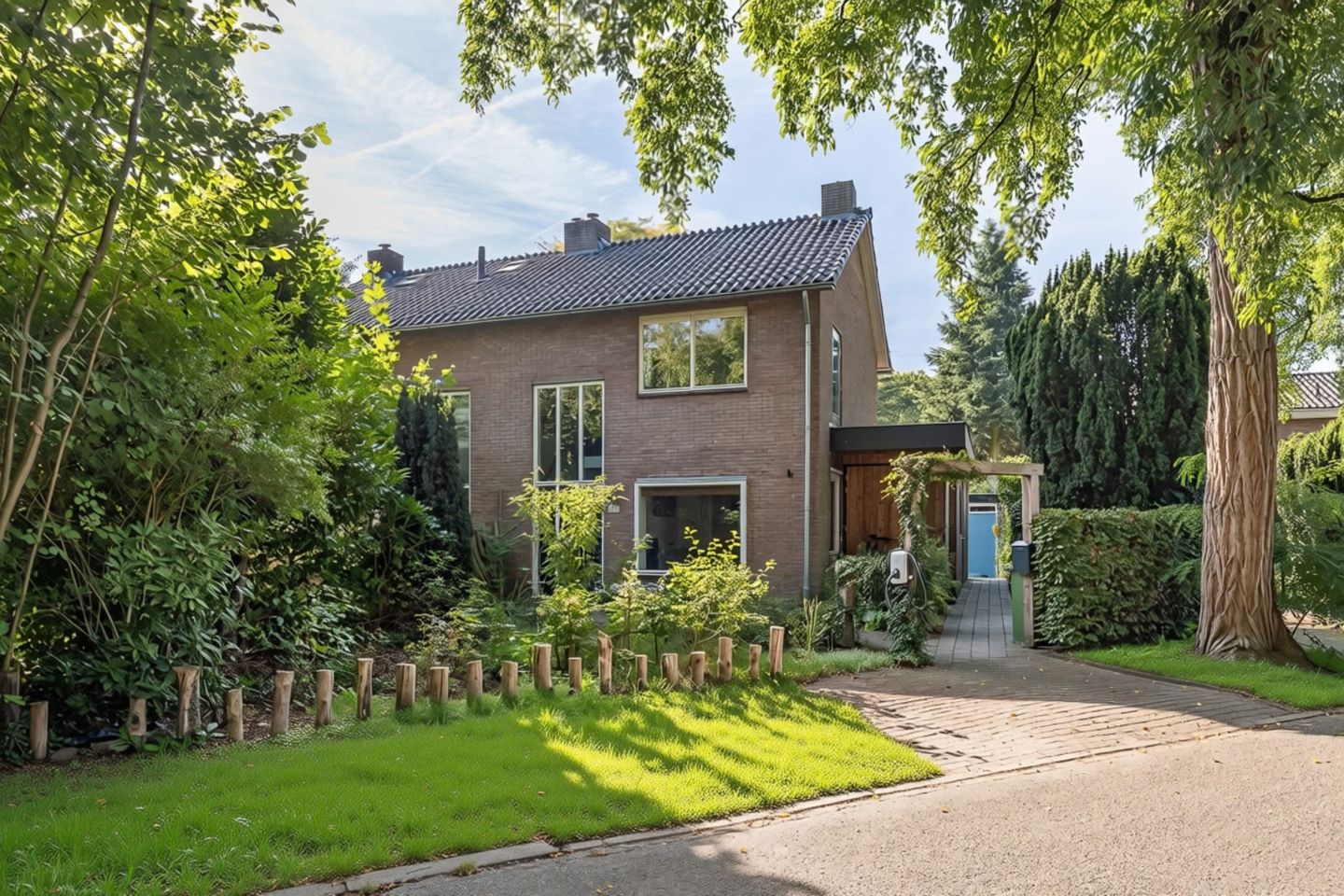 Foto 1 van Sparrenlaan 12