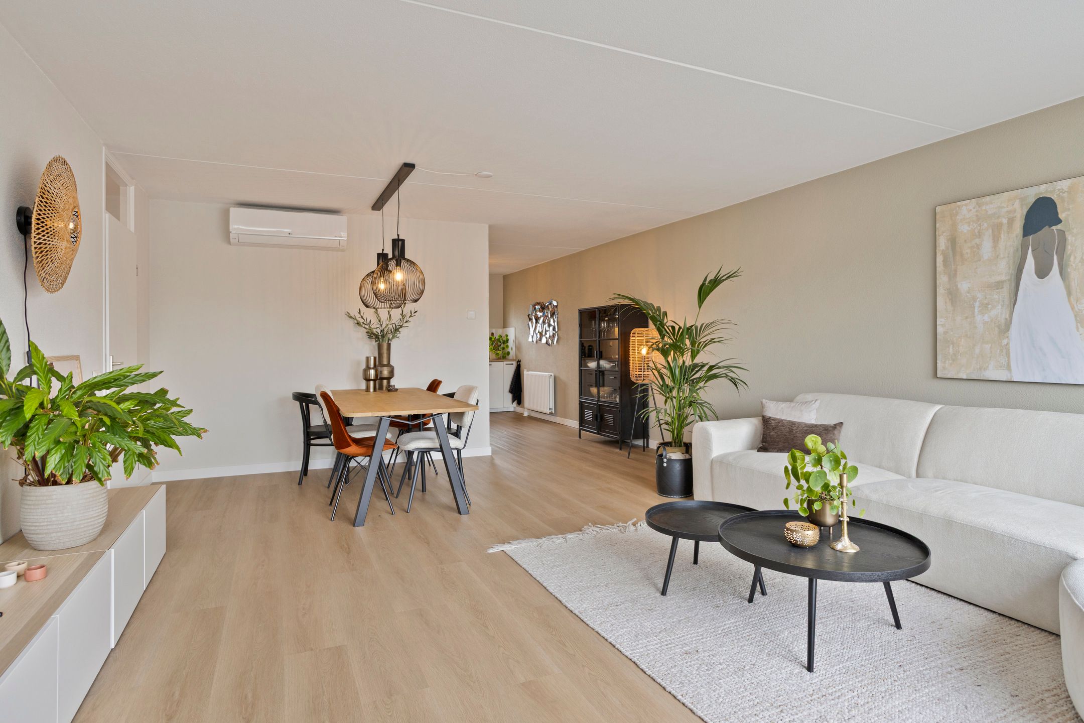 Photo 9 of 't Dorp 79-A