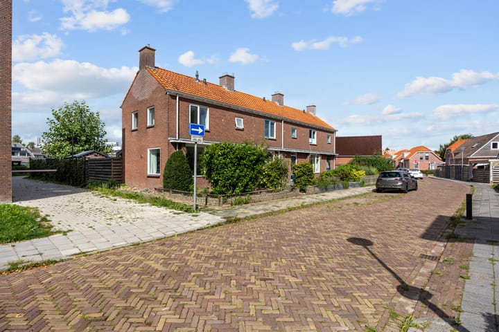 Photo 4 of Elmersmastraat 19