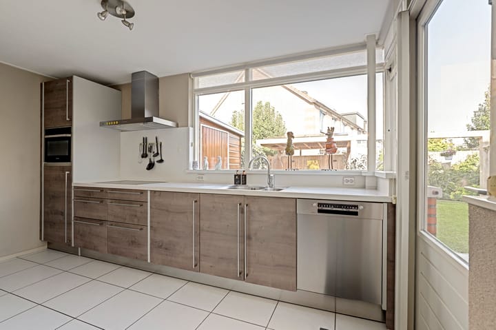 Tussenwoning te koop: Sterrenlaan 96, Waddinxveen