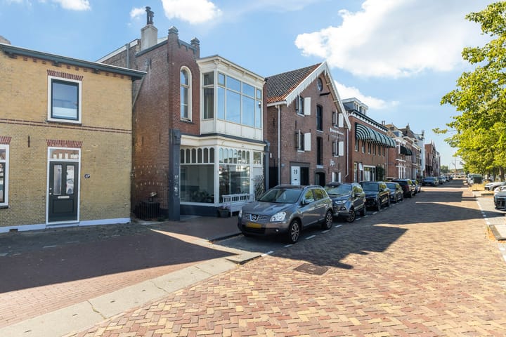 Foto 4 van Burg. De Jonghkade 18