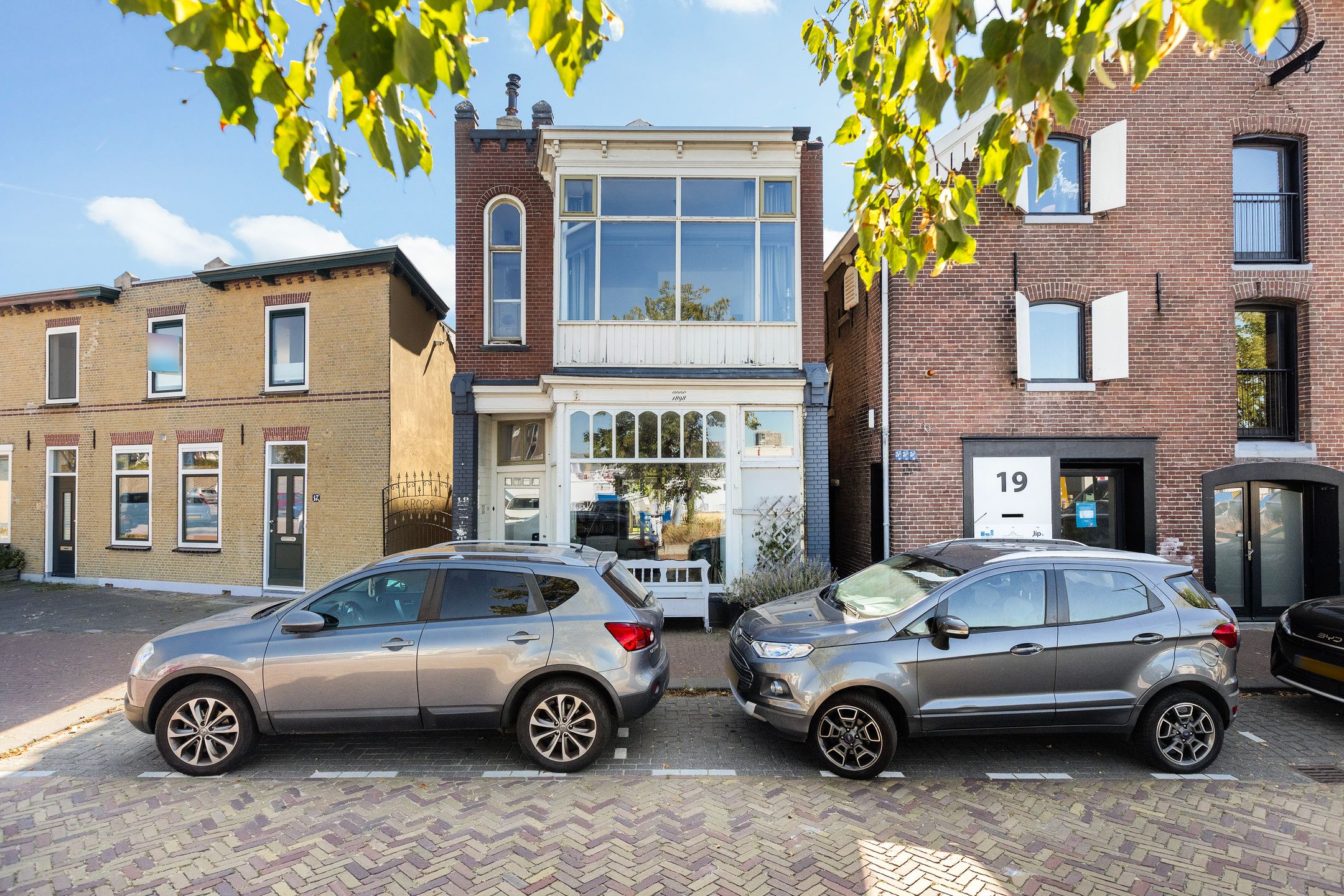 Burg. De Jonghkade 18 
