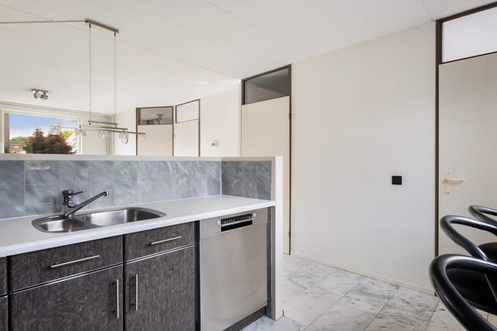 Tussenwoning te koop: De Backerstraat 147, Poeldijk