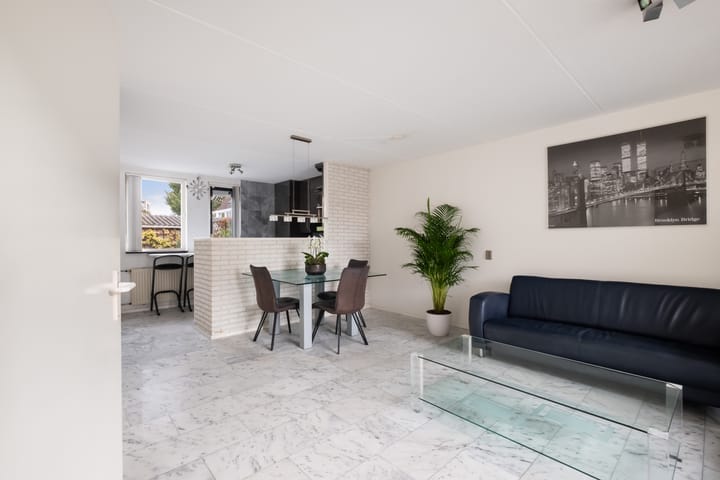 Tussenwoning te koop: De Backerstraat 147, Poeldijk