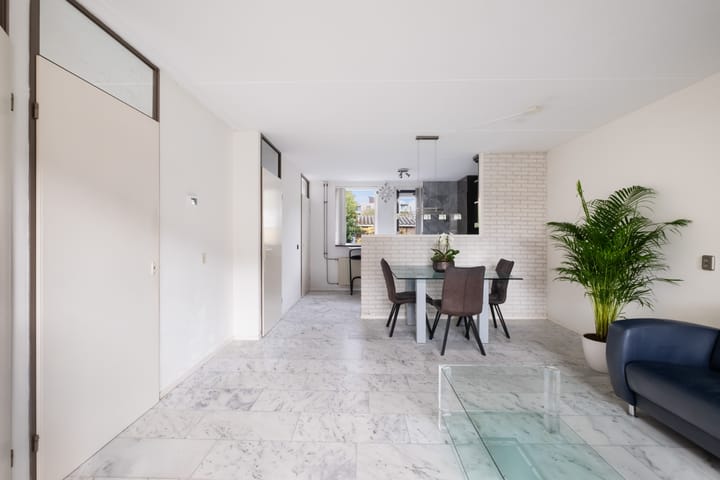 Tussenwoning te koop: De Backerstraat 147, Poeldijk