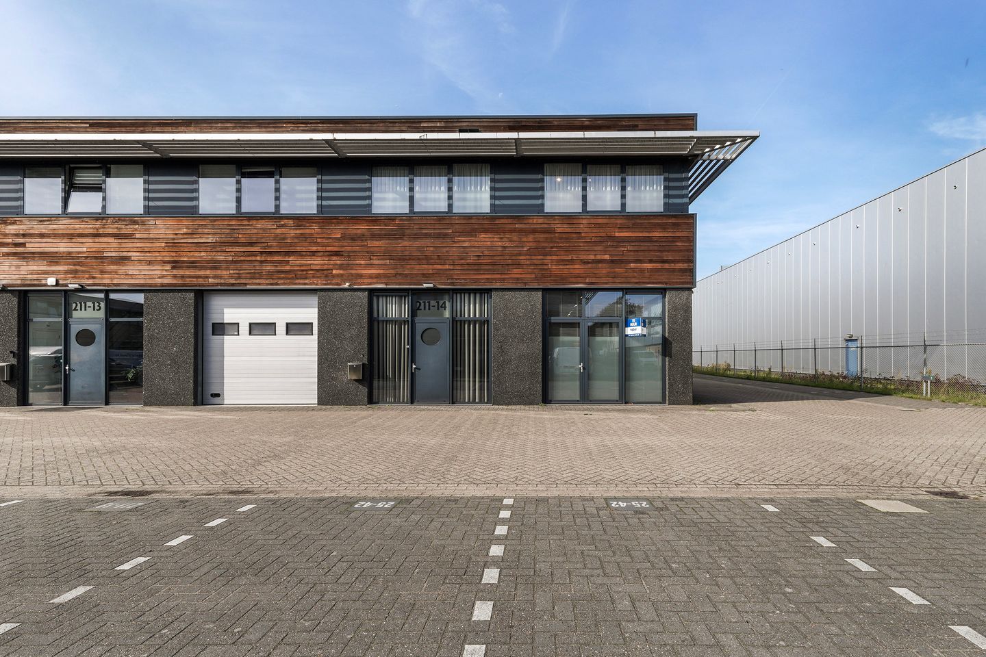 Bekijk foto 4 van Goirkekanaaldijk 211-14