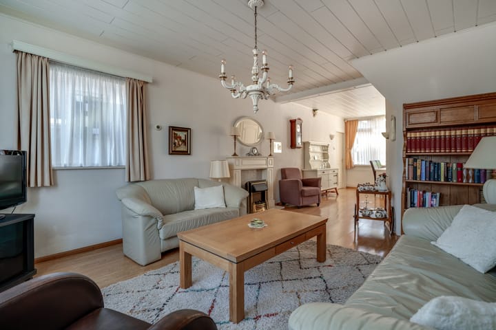 Tussenwoning te koop: Willem Kloosstraat 12, Zevenaar