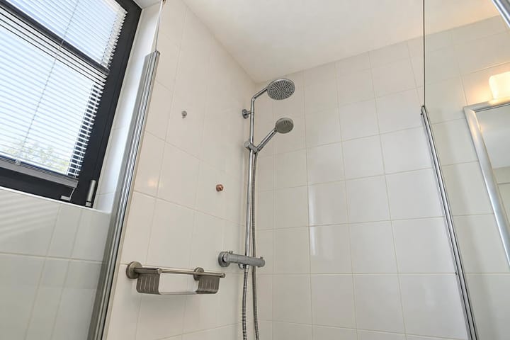 Twee-onder-één-kap te koop: De Korte Helster 120, Elst (Ge)