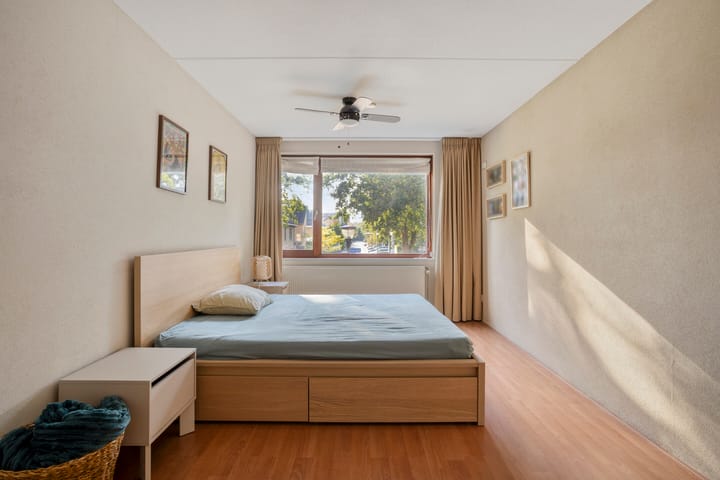Tussenwoning te koop: Grashoen 82, Eindhoven