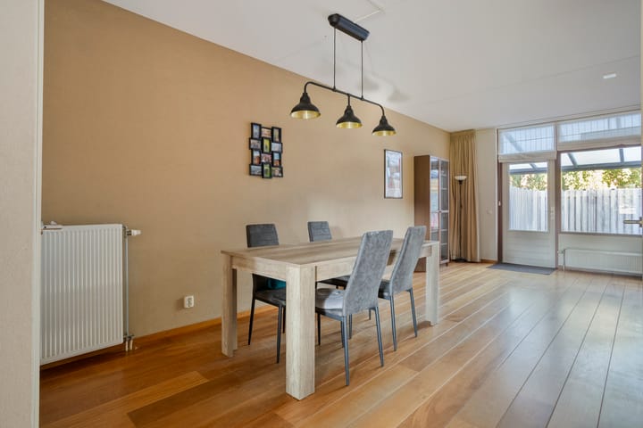 Tussenwoning te koop: Grashoen 82, Eindhoven