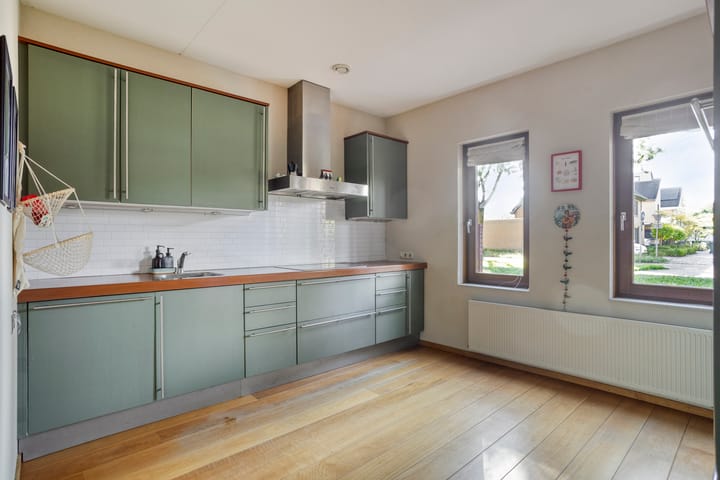 Tussenwoning te koop: Grashoen 82, Eindhoven