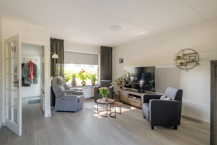 Hoekwoning te koop: Veldkamp 25, Overdinkel