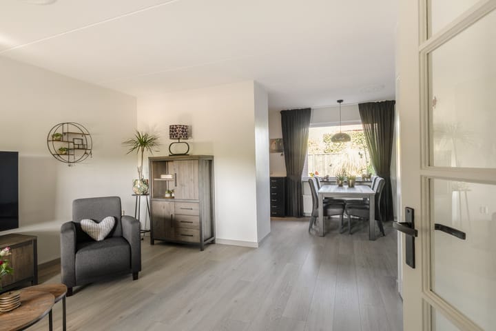 Hoekwoning te koop: Veldkamp 25, Overdinkel