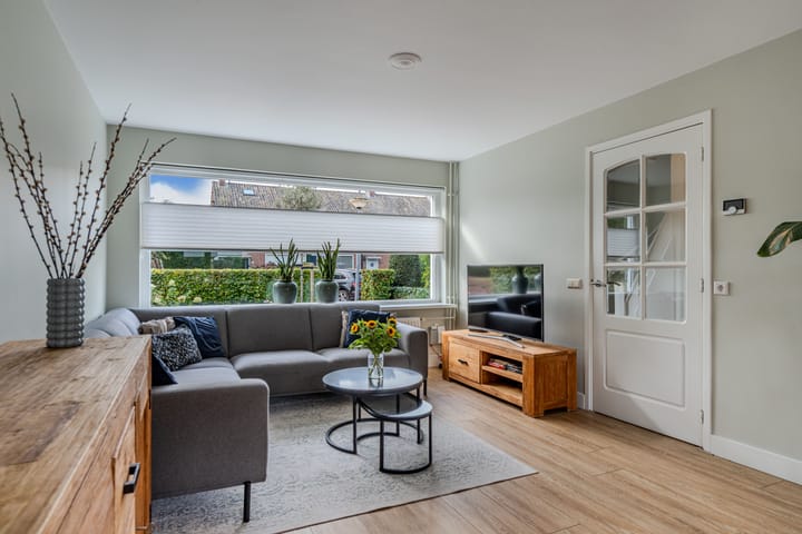 Tussenwoning te koop: Edisonstraat 29, Huizen