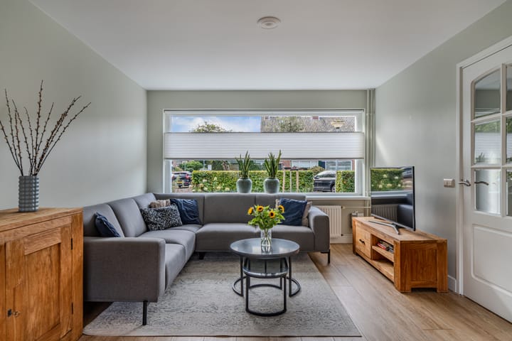 Tussenwoning te koop: Edisonstraat 29, Huizen