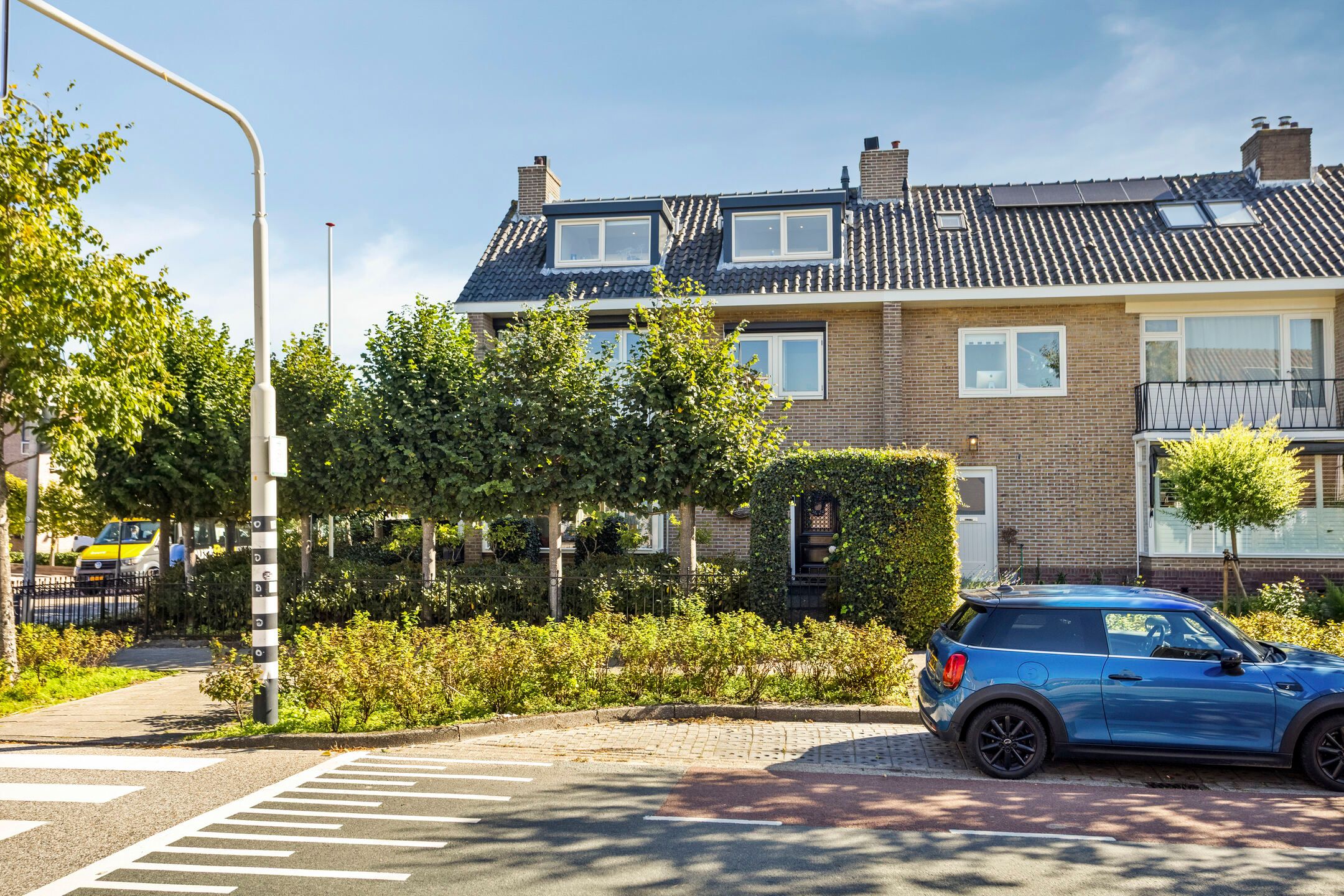 Broekweg 11