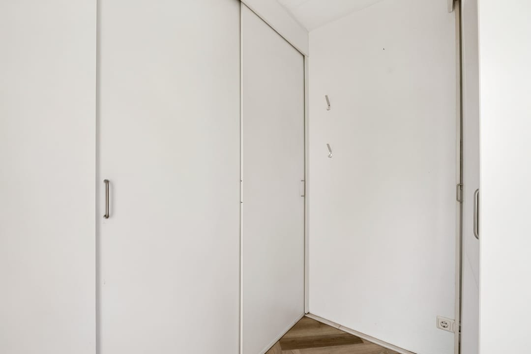 Photo 32 of Lakenstraat 43