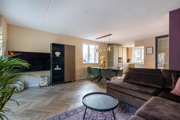 Hoekwoning te koop: Bongerd 30, Almelo