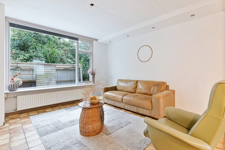 Tussenwoning te koop: Achter Nieuwstraat 13, Bodegraven