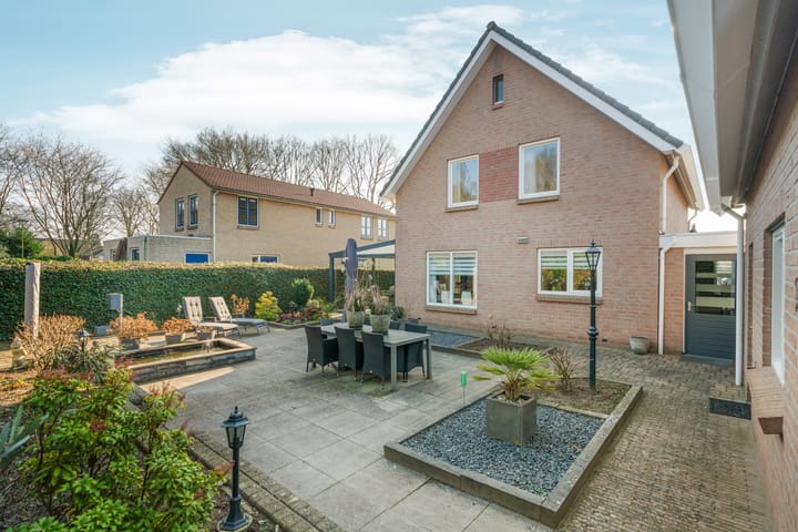 Foto 4 van Karolingenstraat 28