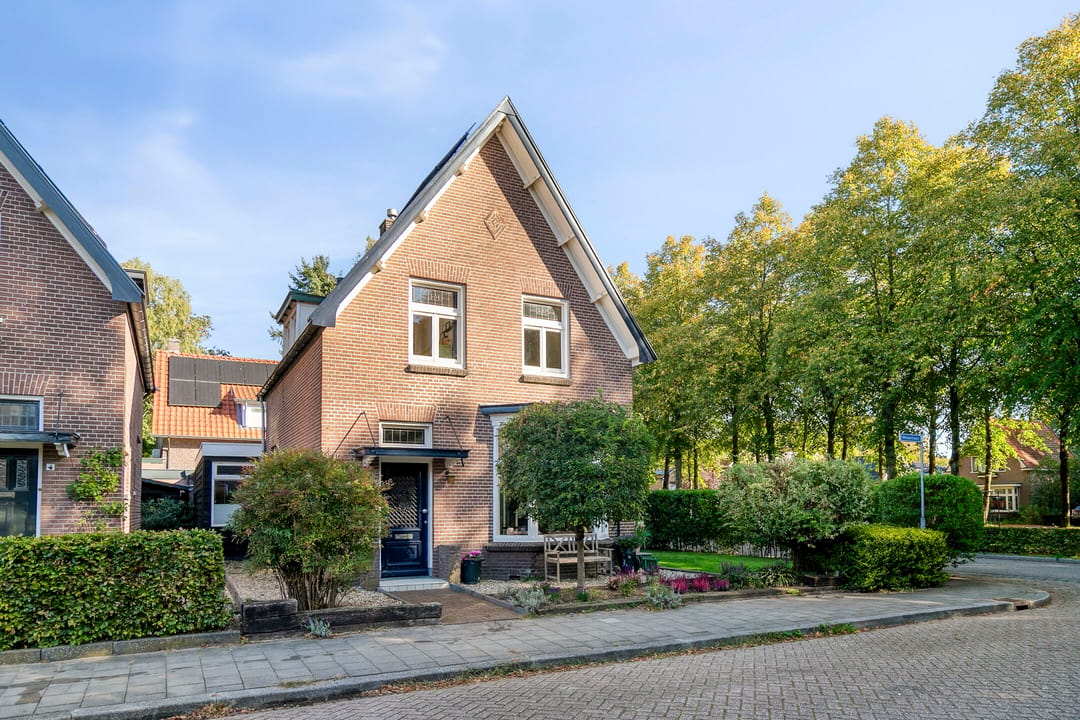 Photo 2 of Middellaan 2