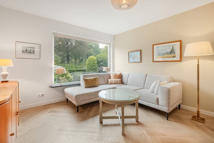 Hoekwoning te koop: Smeekweg 70, Laren (Nh)