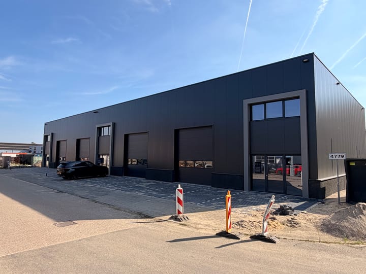 Voltastraat 21, Venlo