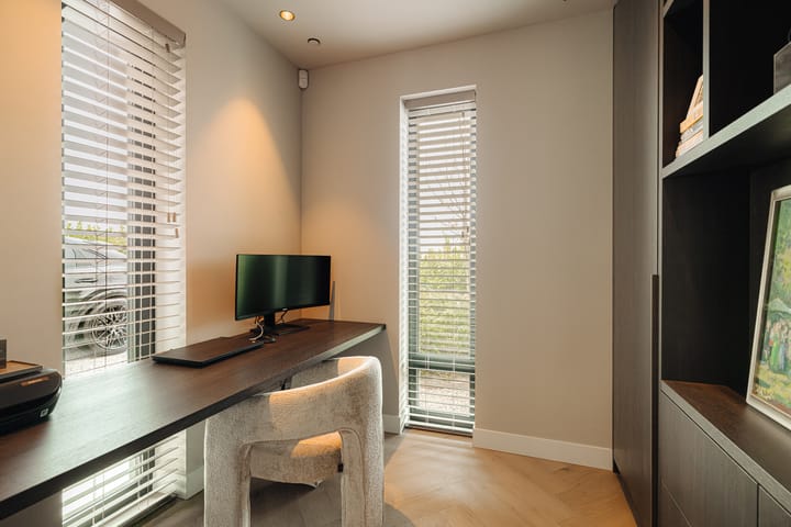 Vrijstaande woning te koop: J.C. van Hattumweg 102, Amstelveen