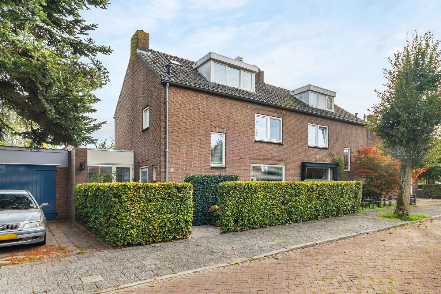Foto 1 van Pastoor Lemmensstraat 1