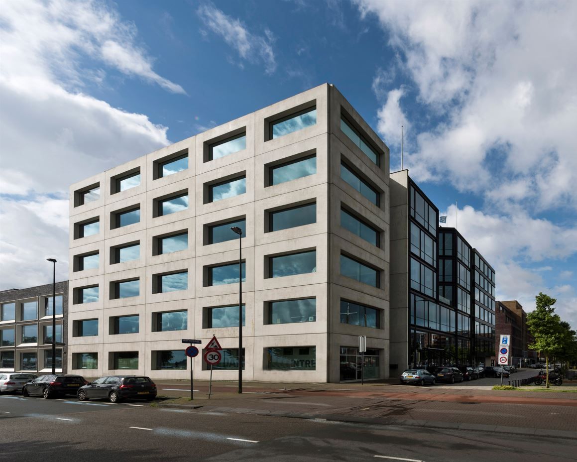 View photo 1 of Krijn Taconiskade 440