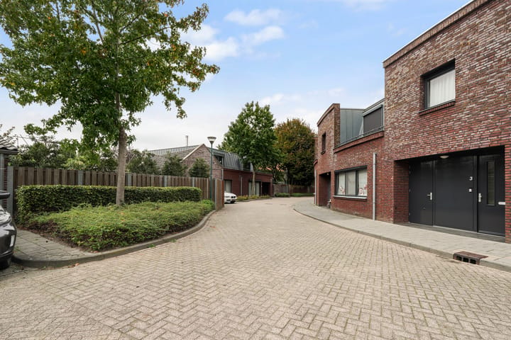 Foto 2 van Monseigneur Coomansstraat 4