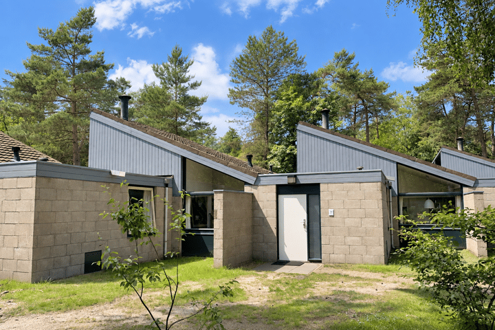 Tussenwoning te koop: Vennenbos 434, Hapert