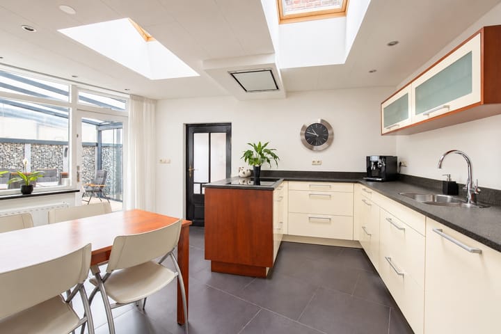 Hoekwoning te koop: Bunderstraat 251, Meerssen
