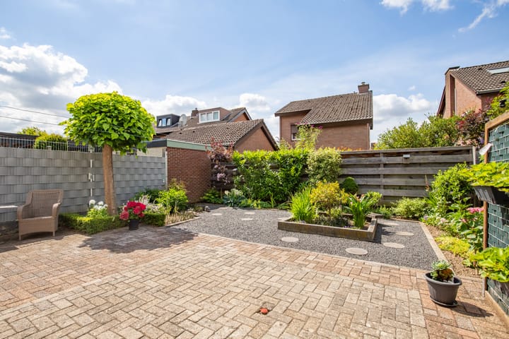 Hoekwoning te koop: Bunderstraat 251, Meerssen