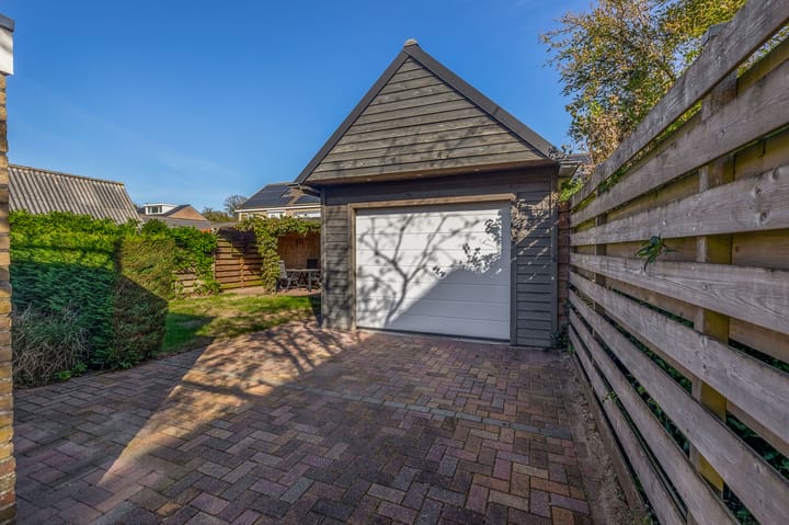 Vrijstaande woning te koop: De Bou 15, Beetsterzwaag