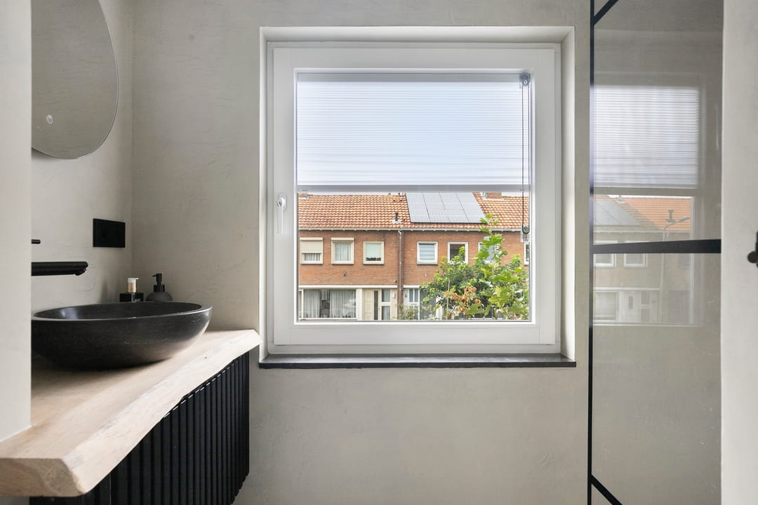 Photo 23 of Hendrik van Nassaustraat 21