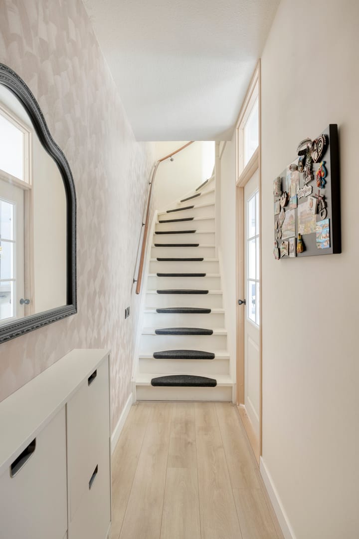 Tussenwoning te koop: Ambachtsingel 69, Roermond